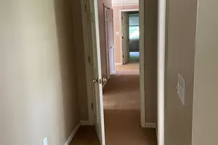 5279 Rocky Hill Dr SW, Lilburn, GA 30047 - Photo 25
