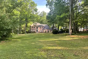 5279 Rocky Hill Dr SW, Lilburn, GA 30047 - Photo 15