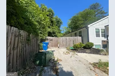99 Holly Road NW, Atlanta, GA 30314 - Photo 9