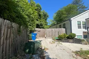 99 Holly Rd NW, Atlanta, GA 30314 - Photo 9