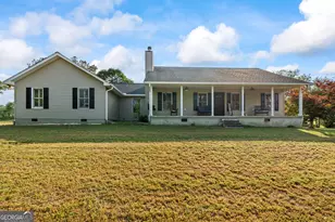 976 Shoal Creek Rd, Lavonia, GA 30553 - Photo 1