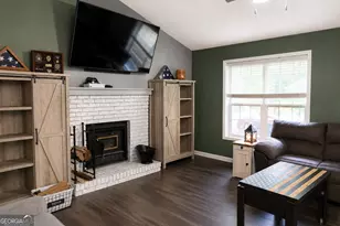 2033 Carson Segars Rd, Maysville, GA 30558 - Photo 9