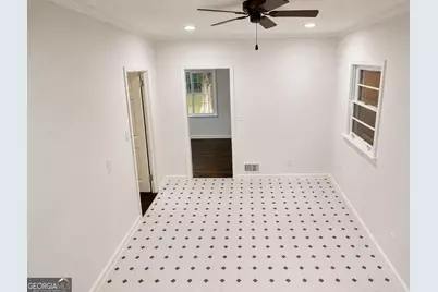 1189 Rock Cut Road, Forest Park, GA 30297 - Photo 15