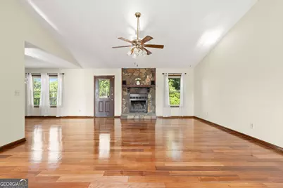 2315 Saint James Court, Marietta, GA 30066 - Photo 5
