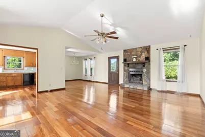 2315 Saint James Court, Marietta, GA 30066 - Photo 3