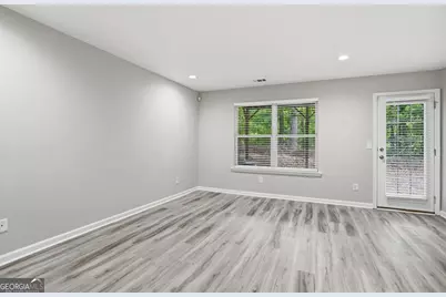 1297 Liberty Parkway NW, Atlanta, GA 30318 - Photo 25