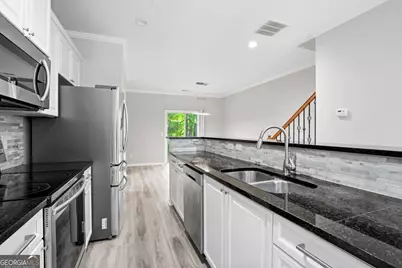 1297 Liberty Parkway NW, Atlanta, GA 30318 - Photo 13