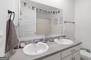 1039 Creekwood Cir, Madison, GA 30650 - Photo 17