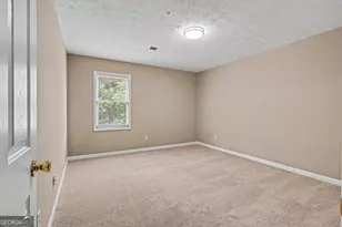 2331 Wellington Cir, Lithonia, GA 30058 - Photo 19