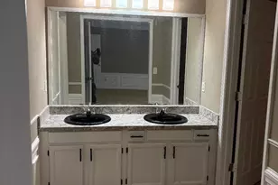 2331 Wellington Cir, Lithonia, GA 30058 - Photo 13