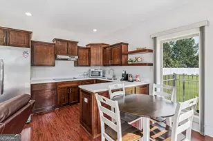 240 Belmont Cir, Brunswick, GA 31525 - Photo 69