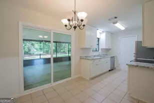 114 Laurel Ln, Kingsland, GA 31548 - Photo 9
