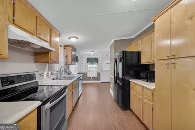 5577 Candler Creek Road, Gillsville, GA 30543 - Photo 9