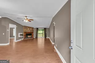 5577 Candler Creek Rd, Gillsville, GA 30543 - Photo 5