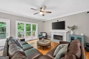 865 Devenish Ln, Roswell, GA 30075 - Photo 19