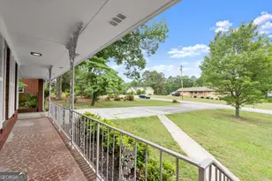 215 Gilbert Rd, Fayetteville, GA 30214 - Photo 7