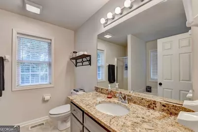 95 N Gwinnett Street, Buford, GA 30518 - Photo 29