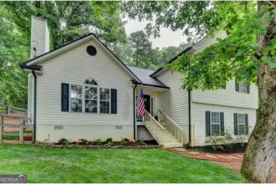 95 N Gwinnett Street, Buford, GA 30518 - Photo 3