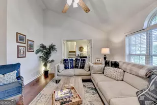 95 N Gwinnett St, Buford, GA 30518 - Photo 11