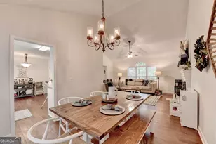 95 N Gwinnett St, Buford, GA 30518 - Photo 17