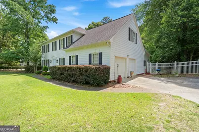 459 Yorkshire Drive, Macon, GA 31210 - Photo 3