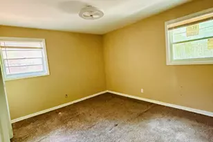 5925 Pinecreek Rd, Forest Park, GA 30297 - Photo 27