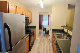 4510 Ravenwood Pl, Union City, GA 30291 - Photo 5