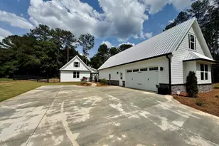 3050 Mahlon Smith Rd, Social Circle, GA 30025 - Photo 3