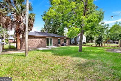 325 Forrest Avenue, Savannah, GA 31404 - Photo 29
