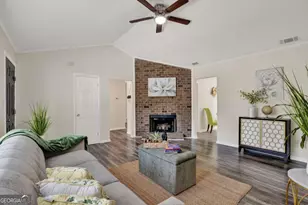 325 Forrest Ave, Savannah, GA 31404 - Photo 1
