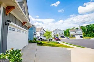 221 Asher Dr, Carrollton, GA 30116 - Photo 3