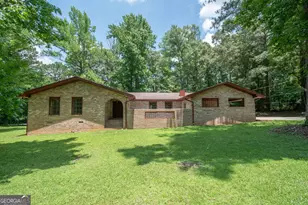 14 Bittersweet Ln, Newnan, GA 30263 - Photo 1