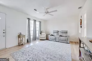 1348 Whitfield Park Dr, Savannah, GA 31406 - Photo 5