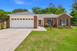 207 Roaring Forks Dr, Bonaire, GA 31005 - Photo 1