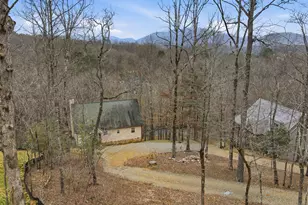1914 Creekstone Ln, Young Harris, GA 30582 - Photo 3