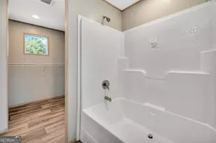 423 Emanuel Church Rd, Brunswick, GA 31523 - Photo 23
