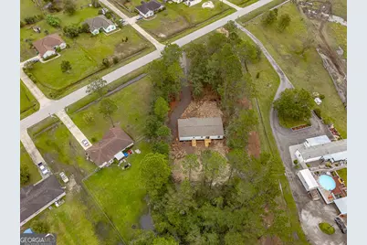 425 Emanuel Church Road, Brunswick, GA 31523 - Photo 9
