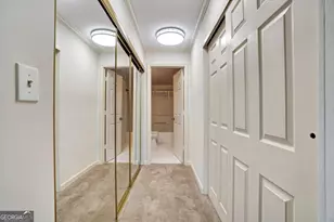 795 Hammond Dr, Atlanta, GA 30328 - Photo 17