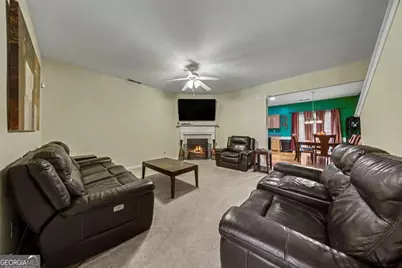 2091 Lakeshore Overlook Drive NW, Kennesaw, GA 30152 - Photo 5