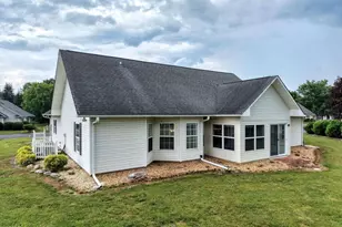 22 Sunset Ct, Blue Ridge, GA 30513 - Photo 5