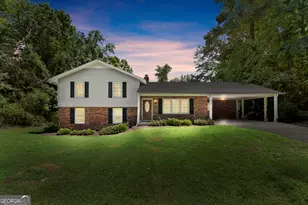 546 Barron Dr, Clarkesville, GA 30523 - Photo 1