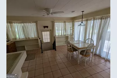 642 Island Drive, Midway, GA 31320 - Photo 9