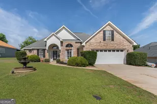 428 Cross Creek Way, Warner Robins, GA 31088 - Photo 1