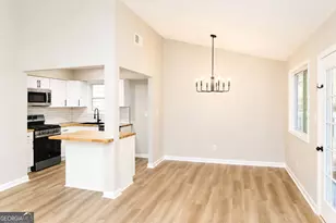 418 Martin Dr, Jonesboro, GA 30238 - Photo 3