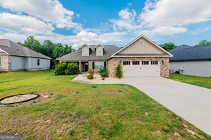 234 Creek Ridge Dr, Warner Robins, GA 31088 - Photo 1