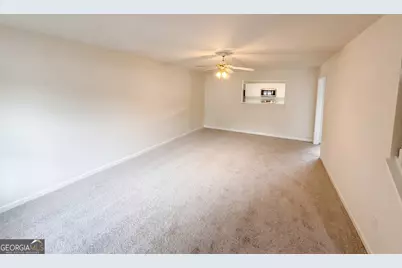 6126 Hickory Lane Drive, Union City, GA 30291 - Photo 3