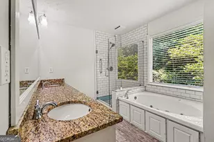 977 Sunny Glenn Ct, Lawrenceville, GA 30043 - Photo 19
