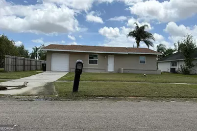 643 SW Ivanhoe Drive, Port Saint Lucie, FL 34983 - Photo 1