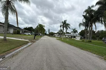 643 SW Ivanhoe Drive, Port Saint Lucie, FL 34983 - Photo 5