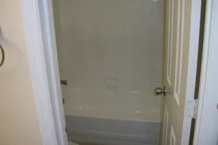 207 Granville Ct, Sandy Springs, GA 30328 - Photo 9